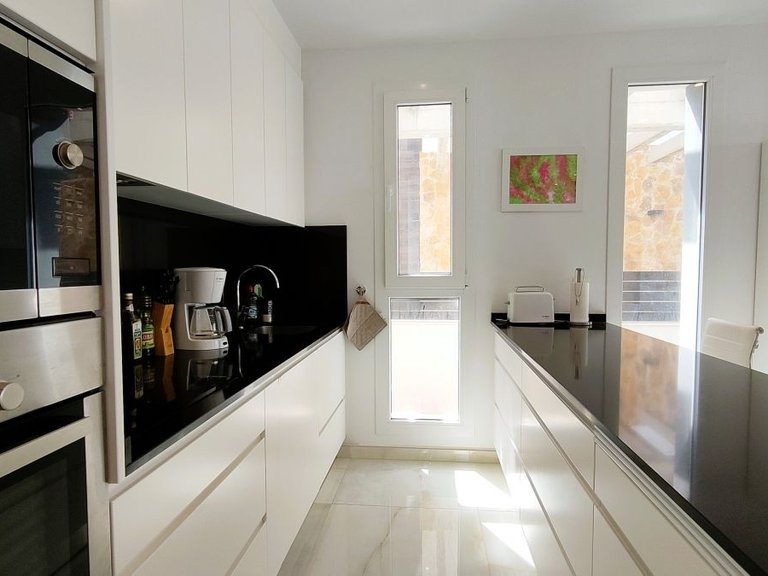 Villa for Sale in Torrevieja, Alicante 11