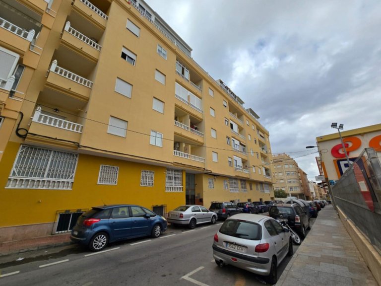 Apartment for Sale in Torrevieja, Alicante 1