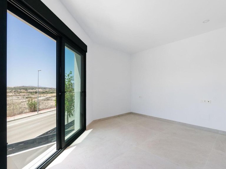 Villa for Sale in Benijofar, Alicante 15