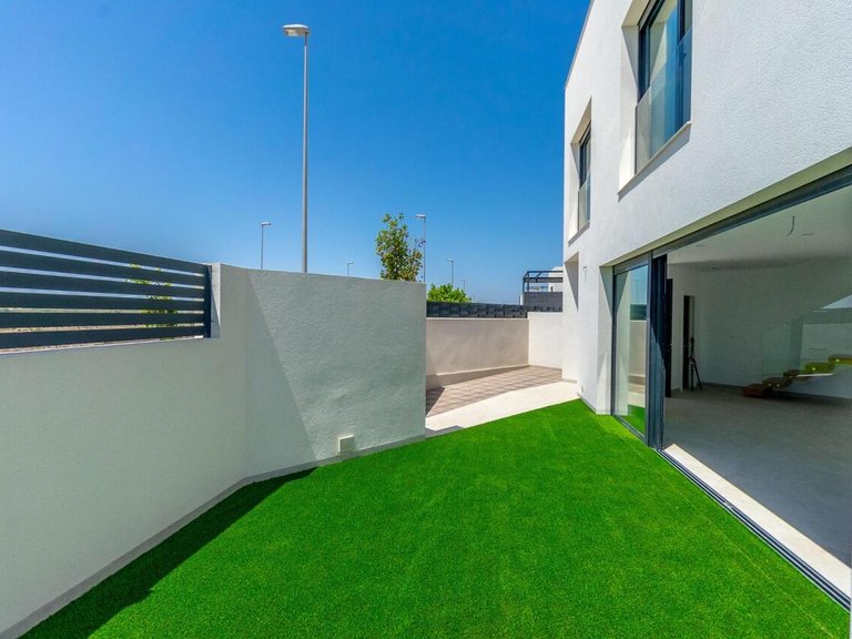 Villa for Sale in Benijofar, Alicante 20