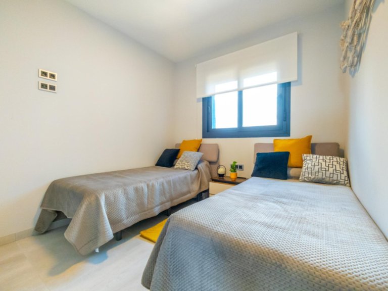 Apartment for Sale in Costa Blanca Benidorm, Alicante 16
