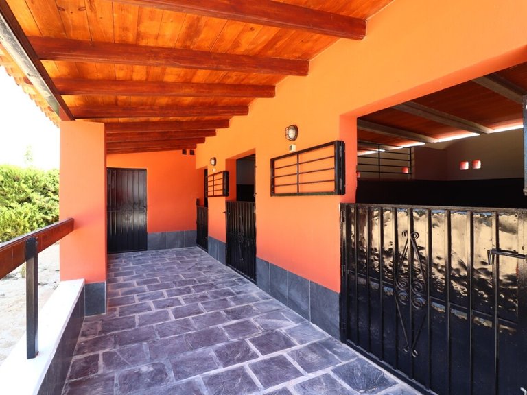 Country House for Sale in Costa Blanca Heredades, Alicante 4