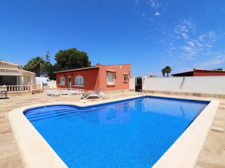 Country House for Sale in Costa Blanca Heredades, Alicante 36