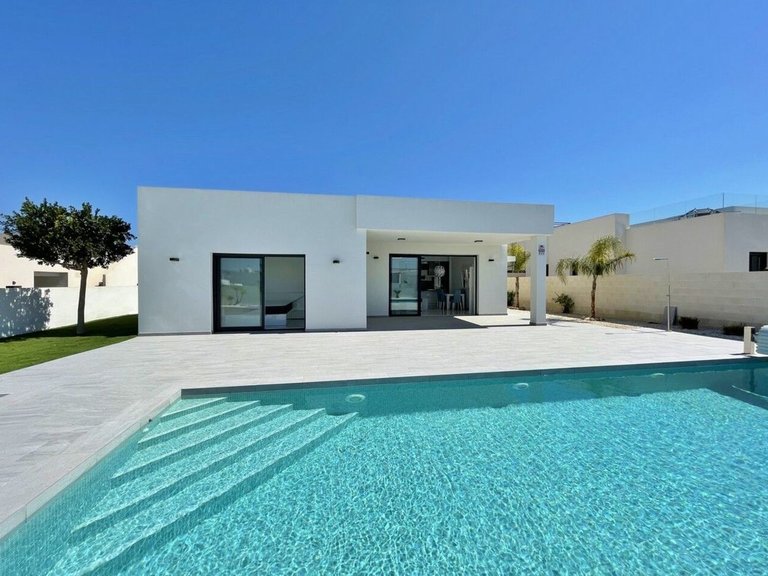 Villa for Sale in Inland Rafal, Alicante 14
