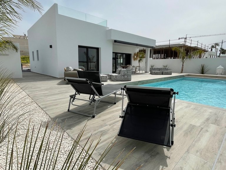 Villa for Sale in Inland Rafal, Alicante 12