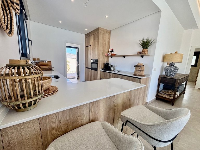 Villa for Sale in Inland Rafal, Alicante 4