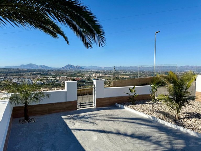 Villa for Sale in Ciudad Quesada, Alicante 2