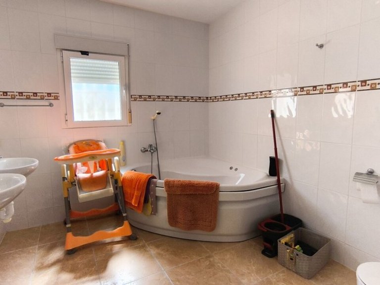Villa for Sale in Costa Blanca Ciudad Quesada, Alicante 37