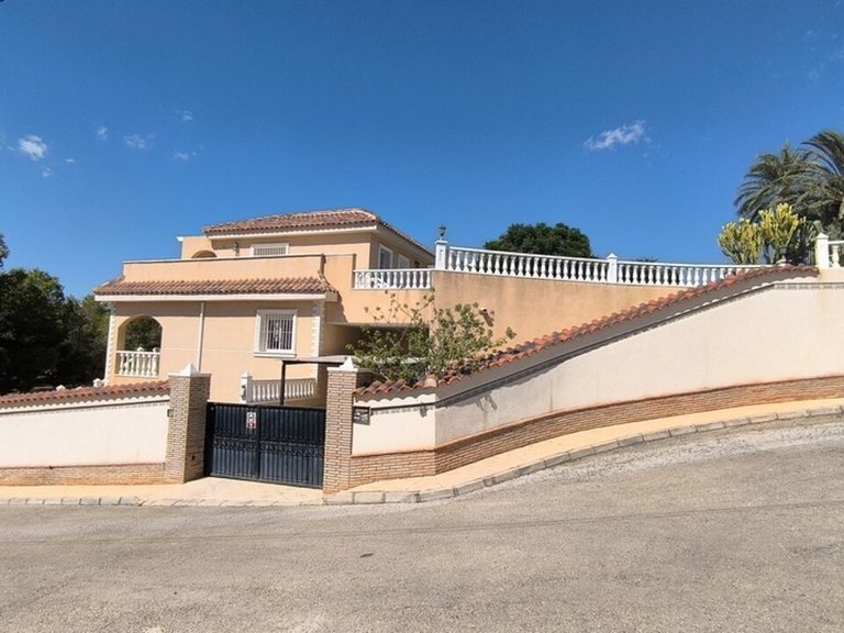 Villa for Sale in Costa Blanca Ciudad Quesada, Alicante 41