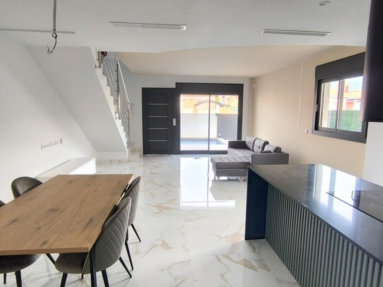 Villa for Sale in Inland La Herrada, Alicante 10