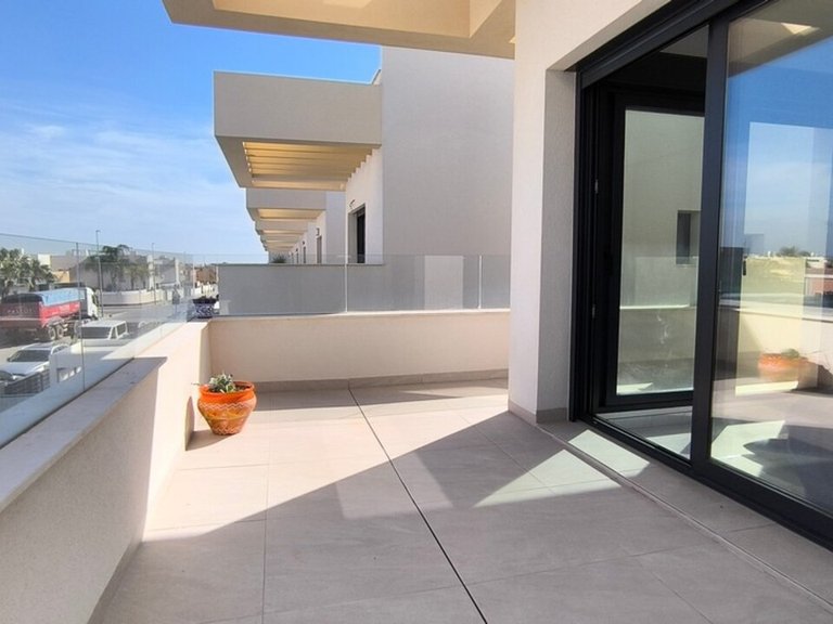 Villa for Sale in Inland La Herrada, Alicante 15