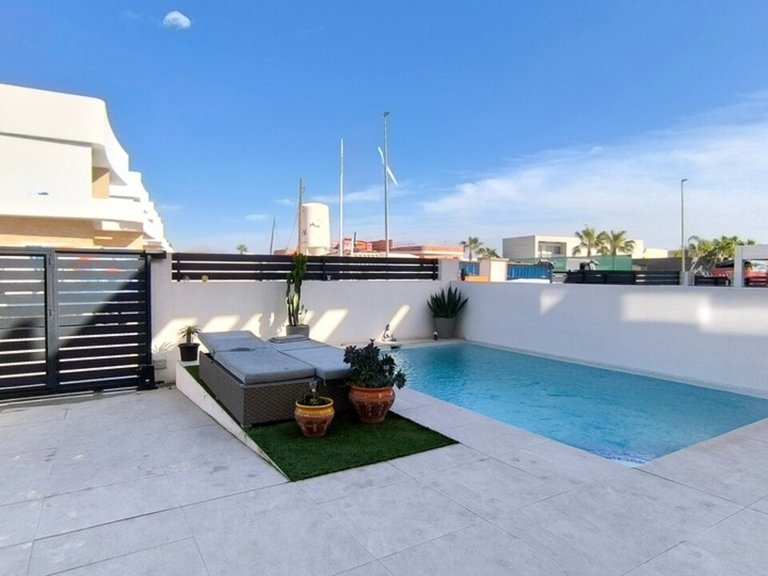 Villa for Sale in Inland La Herrada, Alicante 23