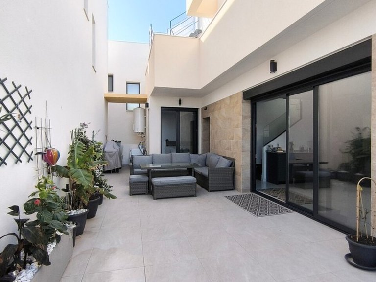 Villa for Sale in Inland La Herrada, Alicante 24