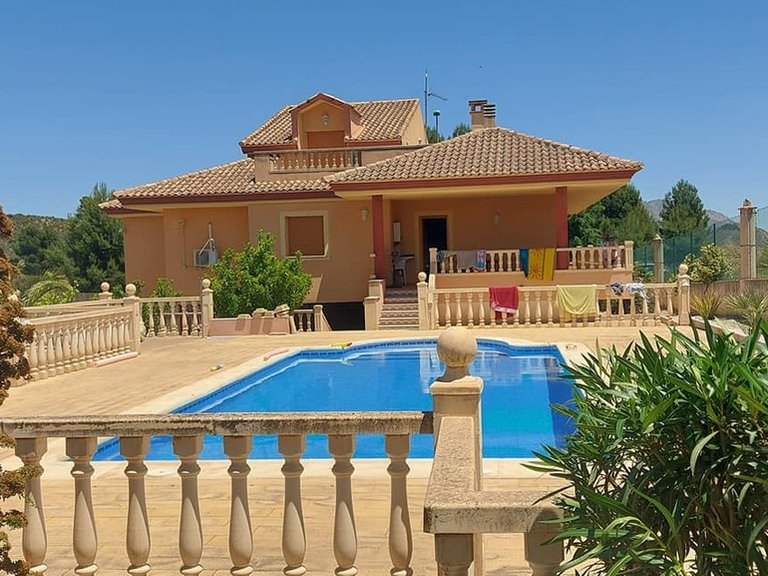 Villa for Sale in  Calasparra, Murcia 35