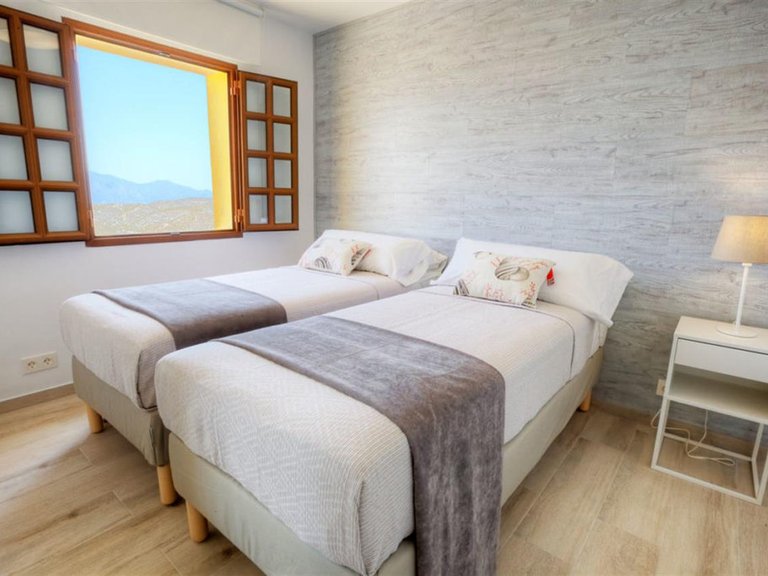 Apartment for Sale in Desert Springs, Almeria 7