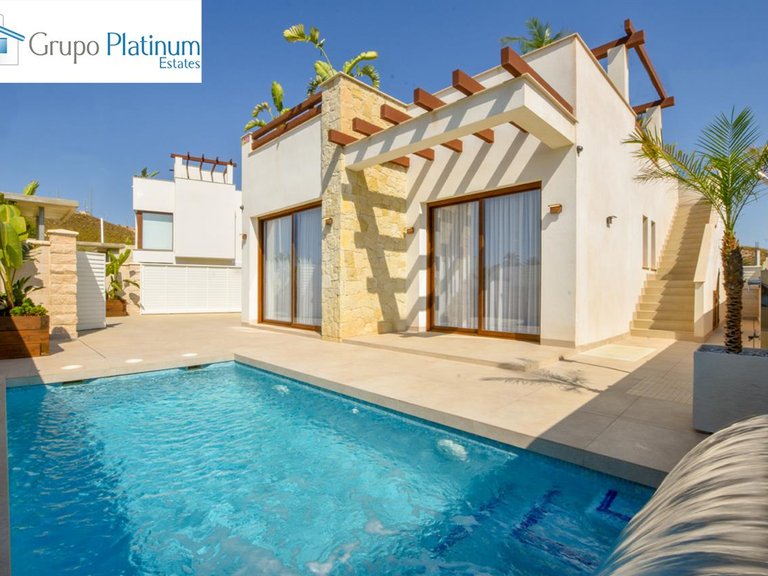 Villa for Sale in Vera-playa, Almeria 1