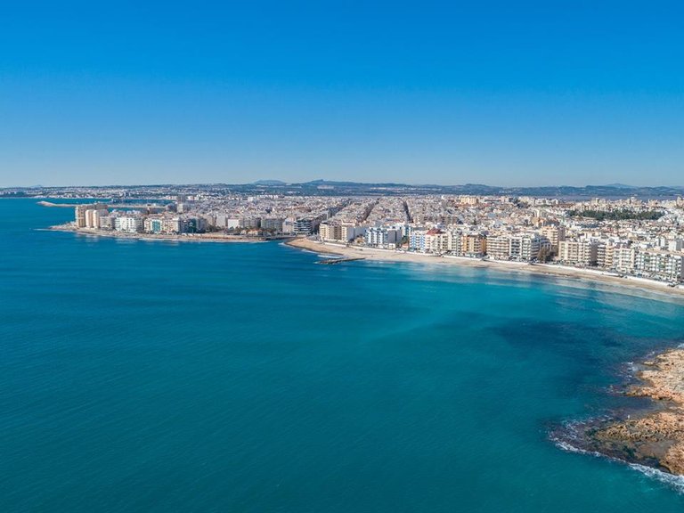 Villa for Sale in Los Montesinos, Alicante 14