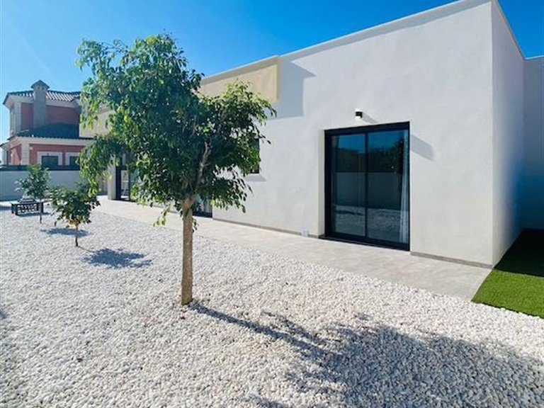 Villa for Sale in Los Montesinos, Alicante 11