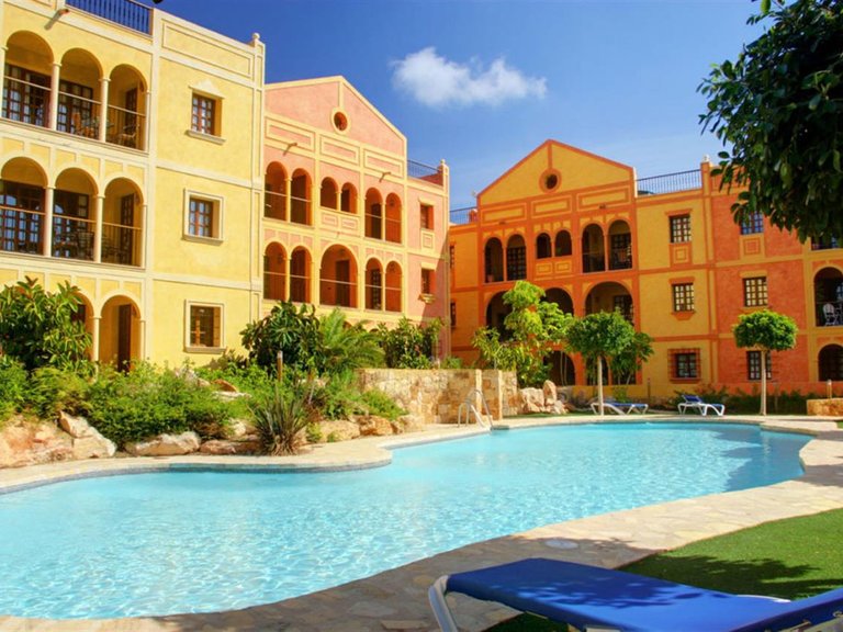 Apartment for Sale in Desert Springs, Almeria 1