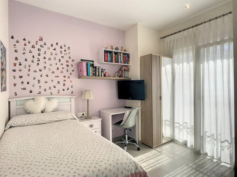 Town House for Sale in Estepona, Malaga 12