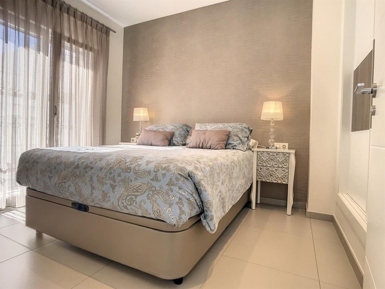 Town House for Sale in Estepona, Malaga 10