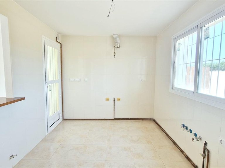 Villa for Sale in Purias, Murcia 13