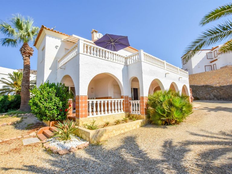Villa for Sale in El Calon, Almeria 2
