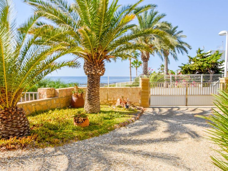 Villa for Sale in El Calon, Almeria 6