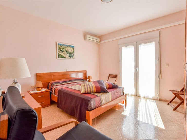 Villa for Sale in El Calon, Almeria 20