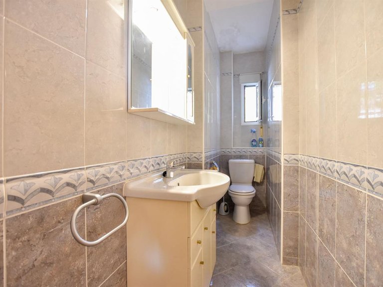 Villa for Sale in El Calon, Almeria 32