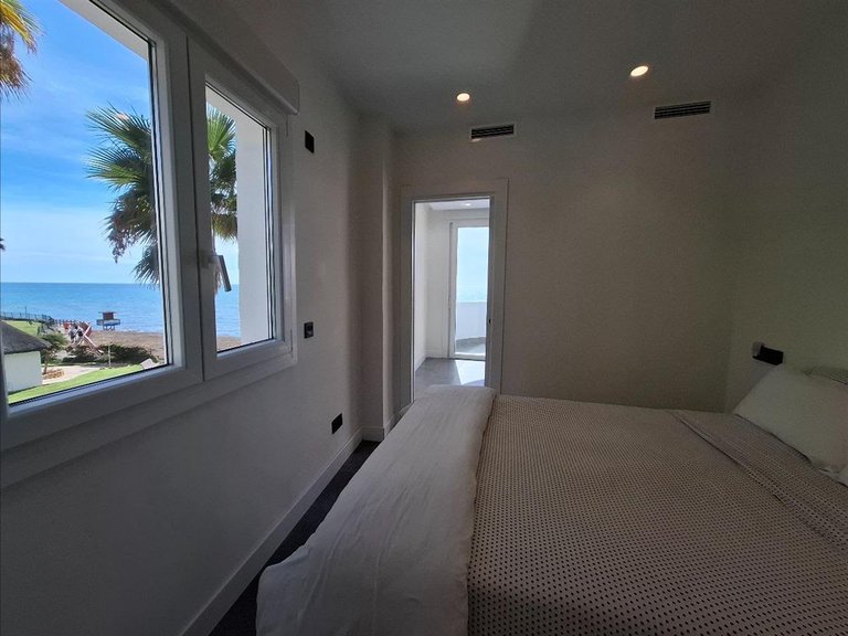 Apartment for Sale in Calahonda, Malaga 11