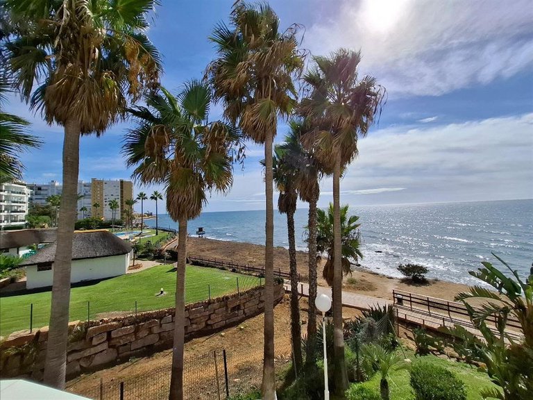 Apartment for Sale in Calahonda, Malaga 13