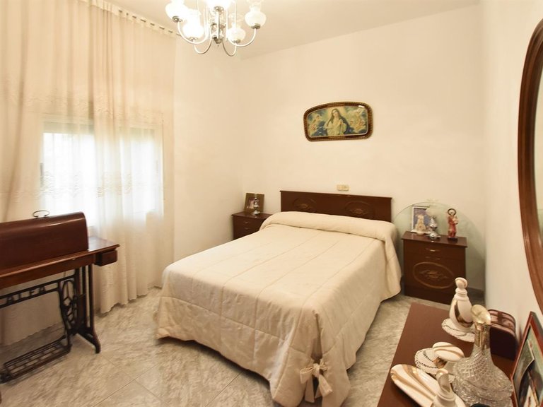 Villa for Sale in Alfoquia La, Almeria 9