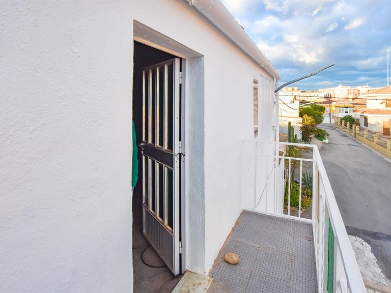 Villa for Sale in Alfoquia La, Almeria 19