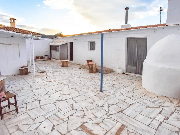 Villa for Sale in Alfoquia La, Almeria 2