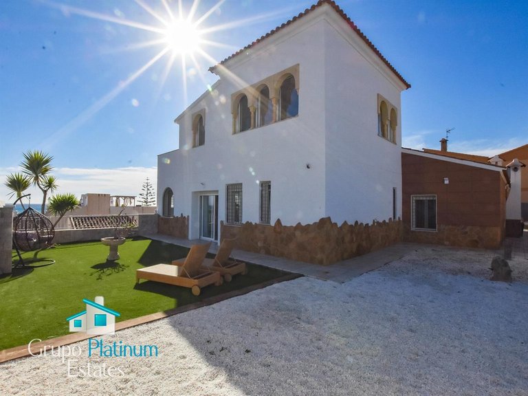 Villa for Sale in Palomares, Almeria 1