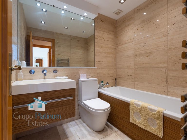 Apartment for Sale in El Calon, Almeria 11