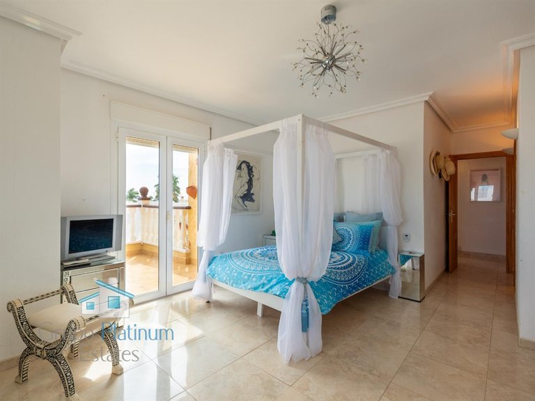 Apartment for Sale in El Calon, Almeria 10