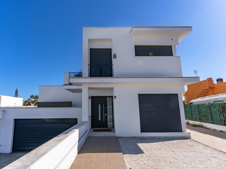 Villa for Sale in Vera-playa, Almeria 5