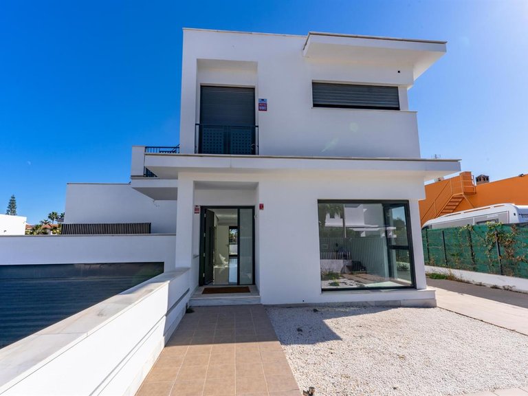 Villa for Sale in Vera-playa, Almeria 11