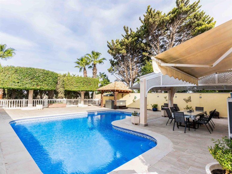 Villa for Sale in Garrucha, Almeria 1