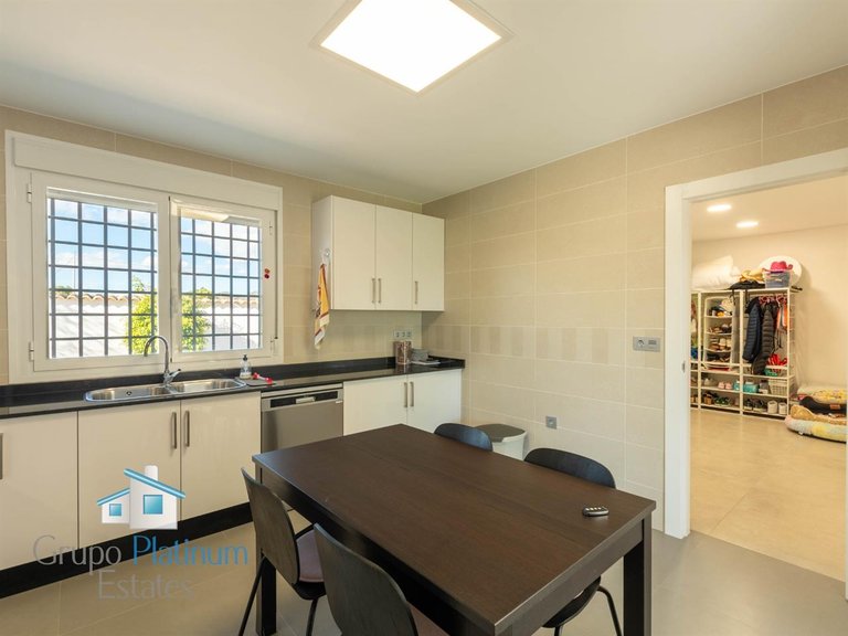 Villa for Sale in Esparragal De Puerto Lumbreras, Murcia 9