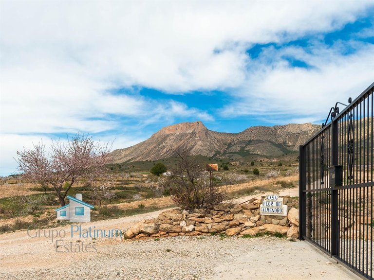 Villa for Sale in Fontanares, Murcia 18