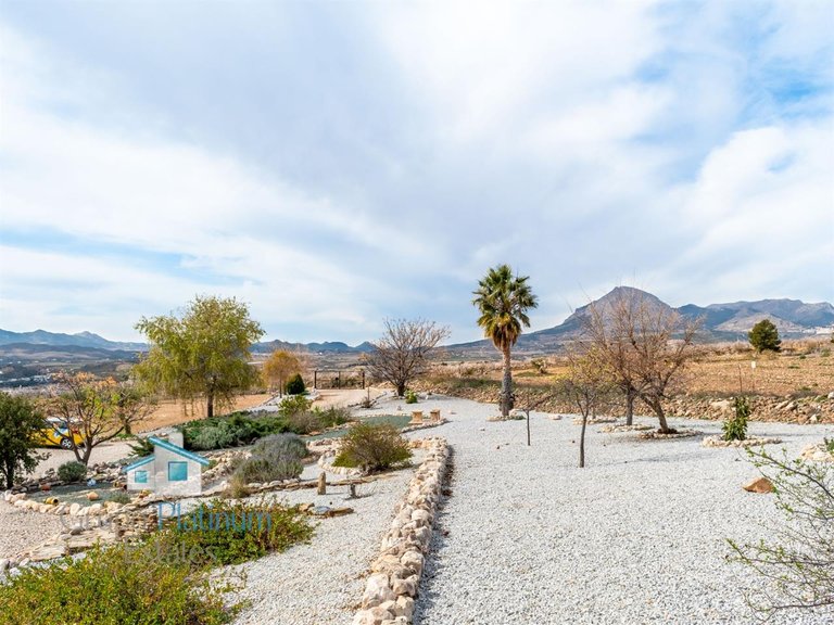 Villa for Sale in Fontanares, Murcia 35