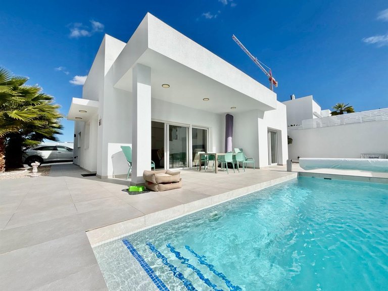 Villa for Sale in BenijÓfar, Alicante 27