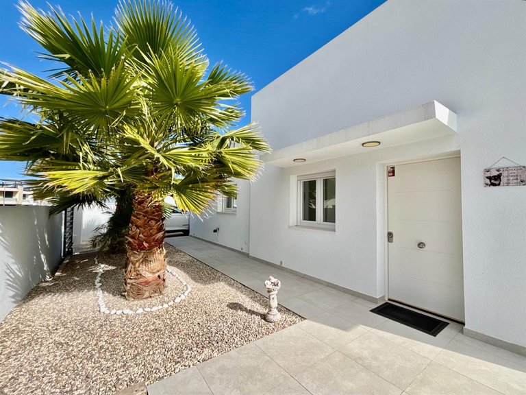 Villa for Sale in BenijÓfar, Alicante 28