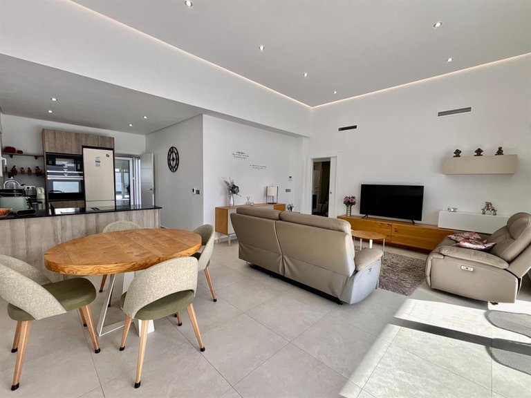 Villa for Sale in BenijÓfar, Alicante 9