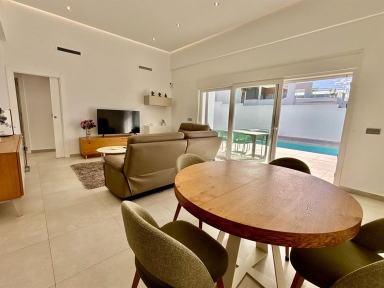 Villa for Sale in BenijÓfar, Alicante 8