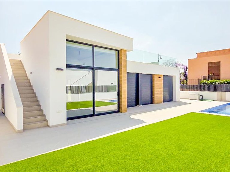 Villa for Sale in Alhama De Murcia, Murcia 3