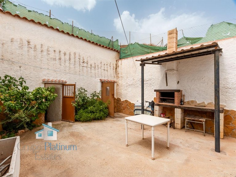 Villa for Sale in Hueneja, Granada 18